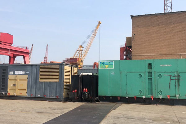 科尔沁右翼中发电机出租空气滤清器的清洁频率是多少？